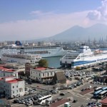 NAPOLI, 7 OTTOBRE 2007 IL PORTO DI NAPOLI CON IL VESUVIO FOTO ERNESTO GOGLIA